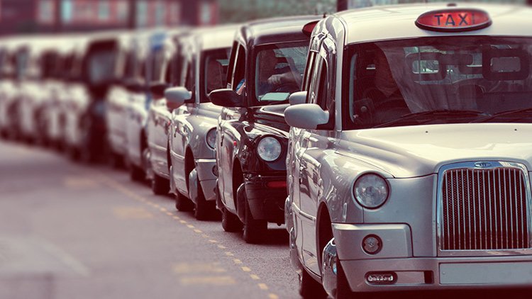 درآمد راننده تاکسی در انگلستان