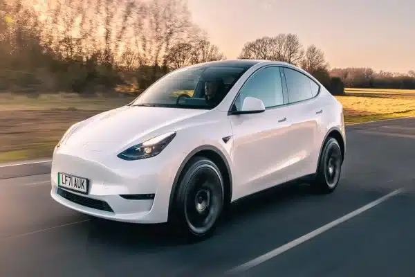 تاثیرات خودروی برقی در محیط زیست