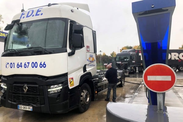 درآمد راننده تریلی در فرانسه
