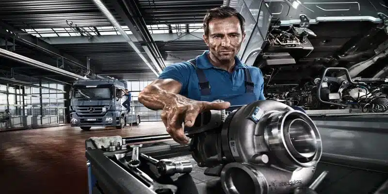 درآمد مکانیک ماشین سنگین در کانادا