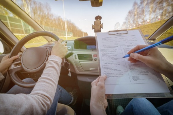 دلایل مردودی در آزمون رانندگی