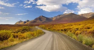 رانندگی در جاده خاکی