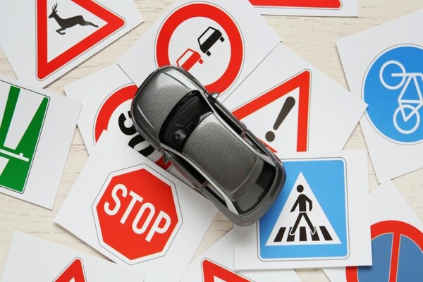 سوالات پر تکرار آزمون رانندگی