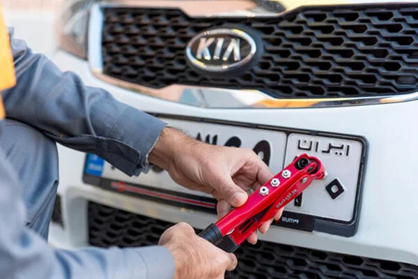 فک پلاک خودرو