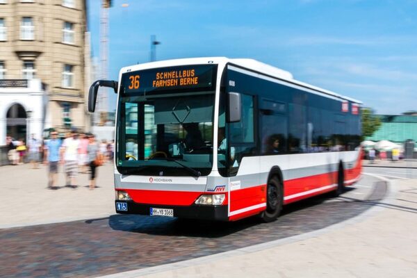 استفاده از اتوبوس در هامبورگ